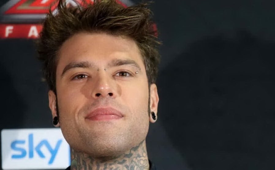 Fedez al Carnevale di Venezia: Volo dell'Angelo con Arianna Fontana