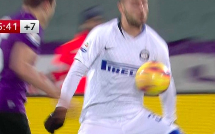 Fiorentina-Inter 3-3 tra le polemiche: 13 minuti di recupero e tantissimo VAR