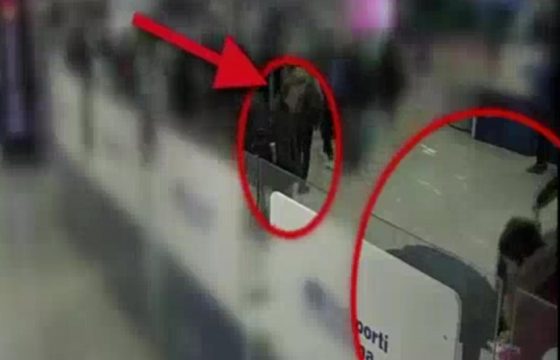 Aeroporto Fiumicino, prova a rubare borsa a coppia di francesi: arrestato3