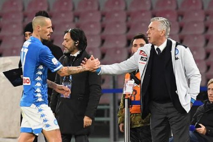 Hamsik, il Napoli blocca la trattativa con il Dalian. Ma non è ancora finita