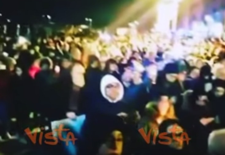 Ilva, fiaccolata per i bimbi morti di cancro a Taranto VIDEO