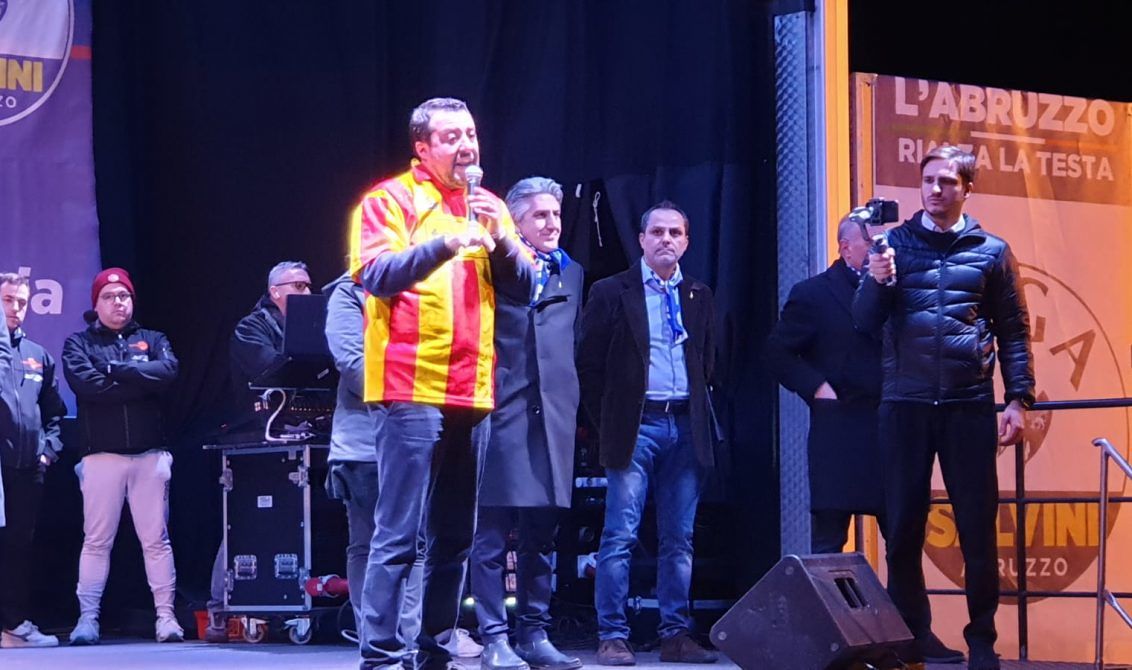 matteo salvini giulianova