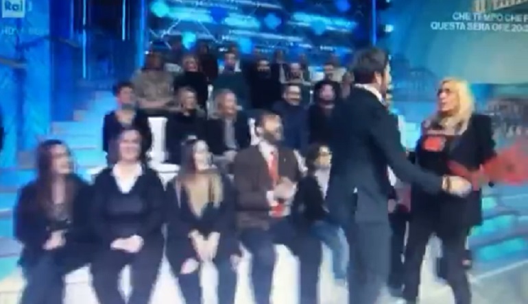 Domenica In, Mara Venier e il vaffa in diretta VIDEO