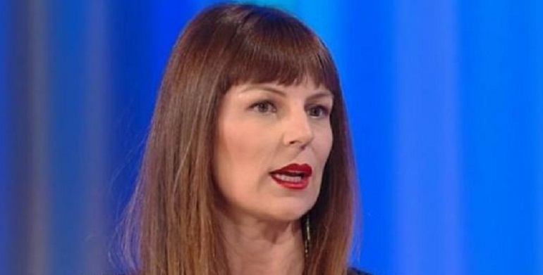 Isola dei Famosi, Marina La Rosa scoppia a piangere: "Mio padre..."