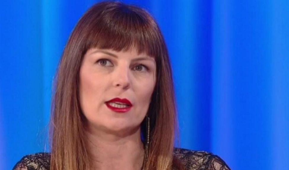 Isola dei Famosi, Marina la Rosa si commuove in diretta