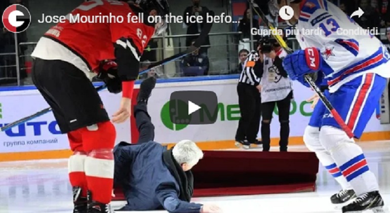 YOUTUBE Mourinho lancia il disco tra i giocatori di hockey e poi... crolla a terra