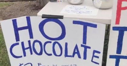 Texas, a 7 anni "piccolo Hitler" raccoglie mille dollari per il muro di Trump