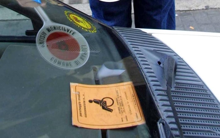 Verona: 1738 pass per disabili intestati a persone defunte