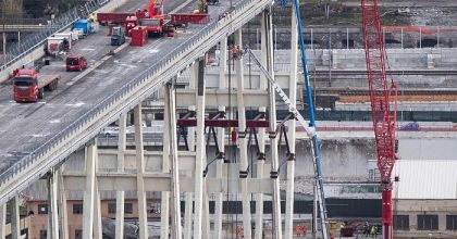 Ponte Morandi, via a demolizione moncone ovest3