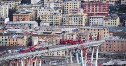 Ponte Morandi, via a demolizione moncone ovest7