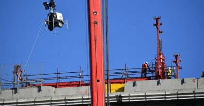 Ponte Morandi, via a demolizione moncone ovest5