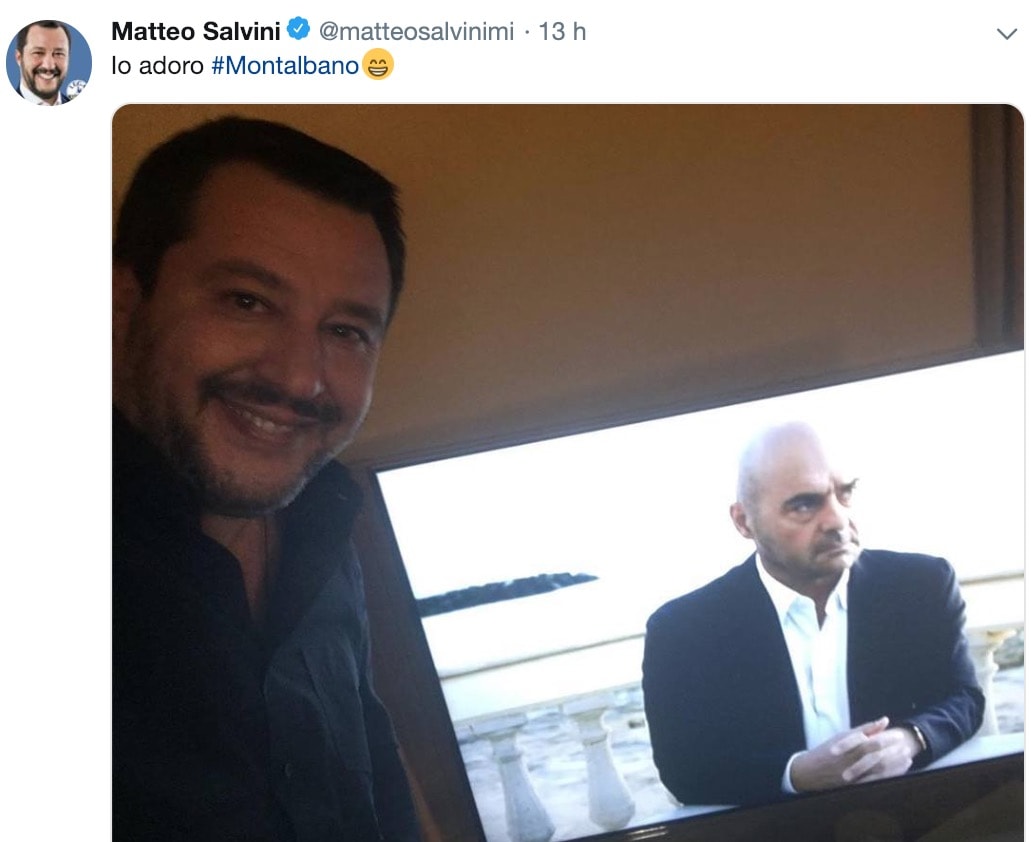 Matteo Salvini guarda Montalbano: "Lo adoro". Ma è la puntata sui migranti...
