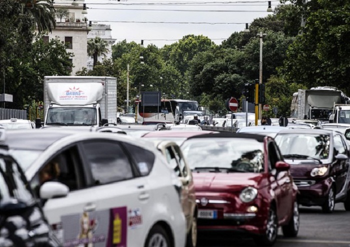 Roma, diesel euro 3: dal primo novembre ingresso vietato nell'Anello ferroviario
