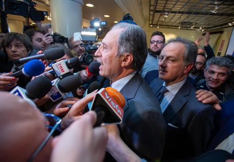 Basilicata al centrodestra. E sono 7... M5S dimezza i voti anche qui