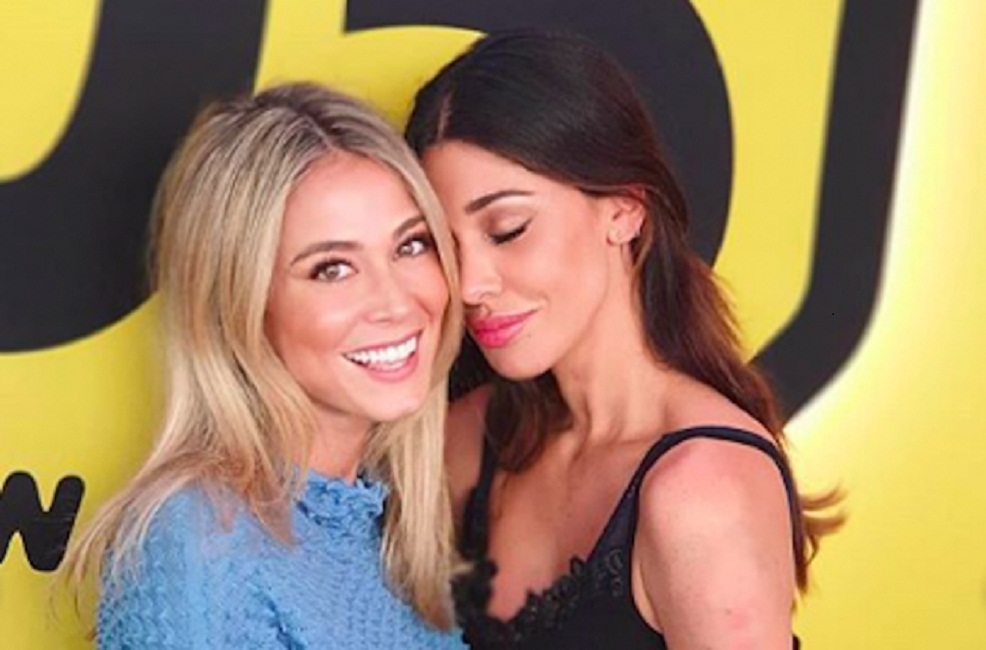 Belen difende Diletta Leotta: "Paola Ferrari? E' invidiosa, si ritoccasse pure lei vediamo se esce bella"