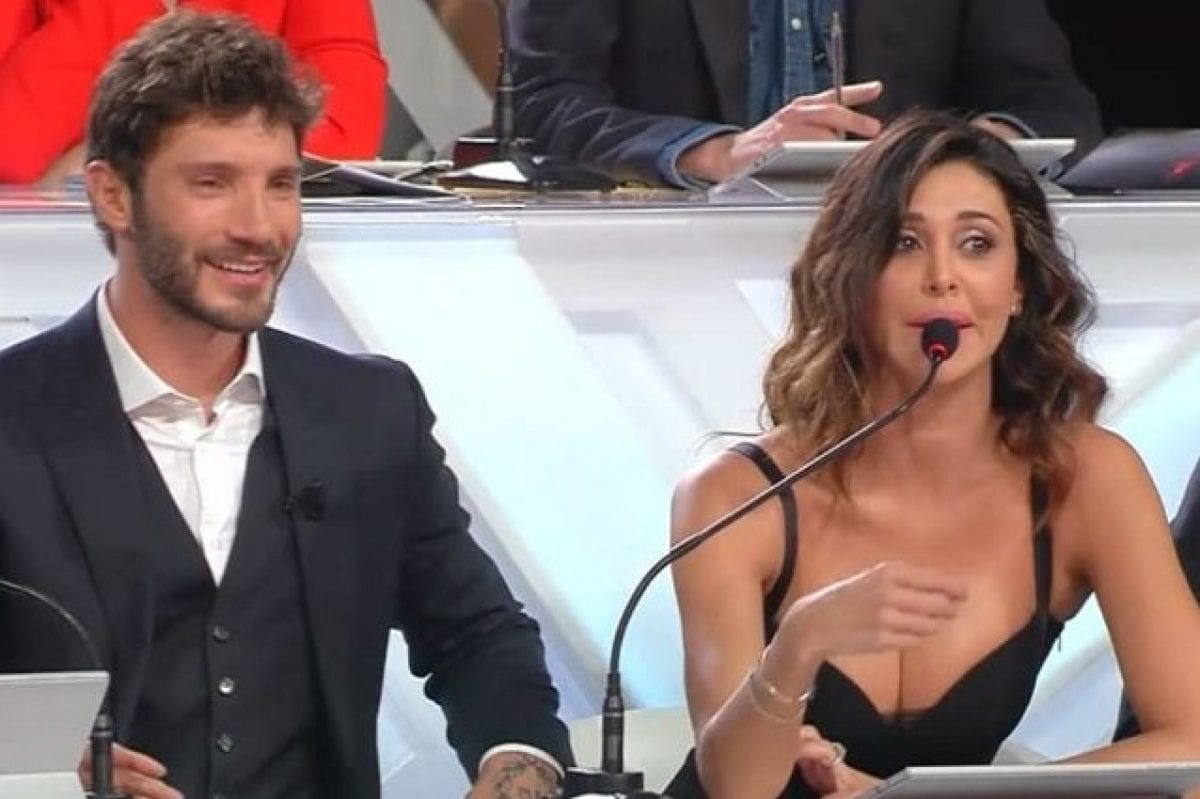 Sanremo Young, Belen Rodriguez e Stefano De Martino insieme da Antonella Clerici