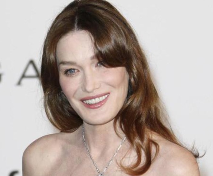 The Voice, Carla Bruni dice no a Carlo Freccero