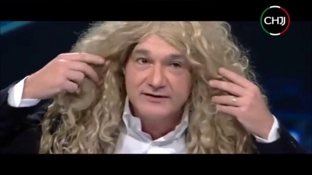 Fabio Caressa esagera in Juve-Atletico: "Viva il re" Ronaldo, che lui chiama Cri, ma confonde con Spinazzola...