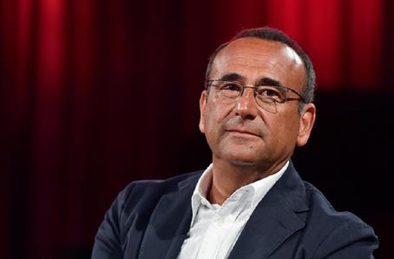 Carlo Conti: "Il mio unico rimpianto? Mi sono sposato tardi"