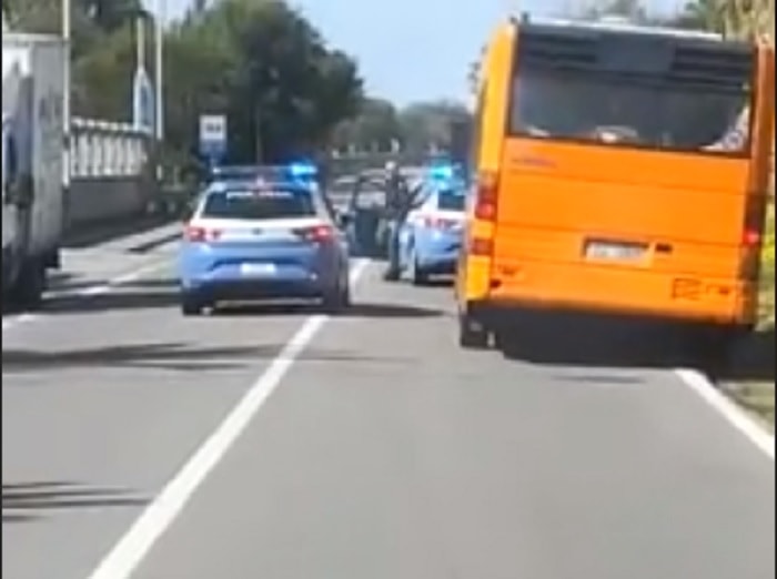 lameziatermecatanzaro ruba bus