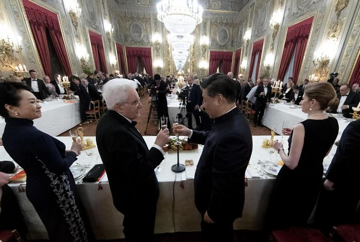 Xi Jinping a Roma: il brindisi con Mattarella al Quirinale11