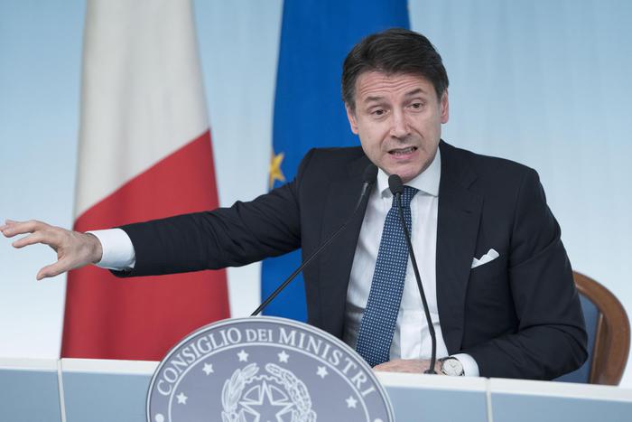 Giuseppe Conte No Tav ha un piano: far finta Francia e Ue non vogliano pagare