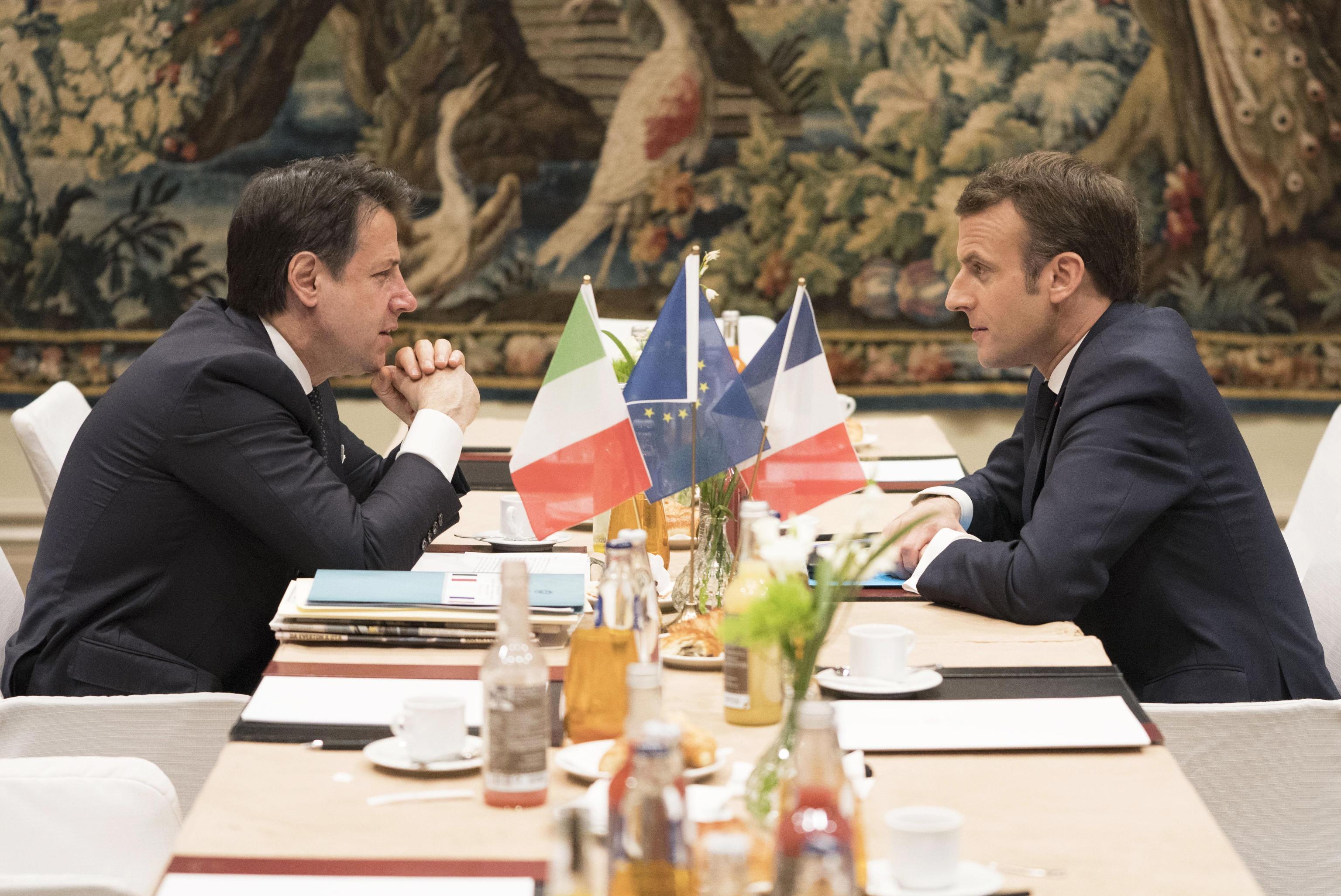 Conte e Macron al vertice Italia-Francia
