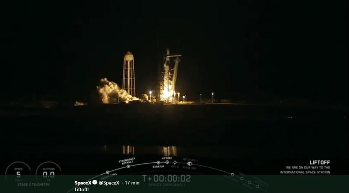 Space X, lanciata la capsula Crew Dragon. A bordo il fantoccio ispirato ad Alien