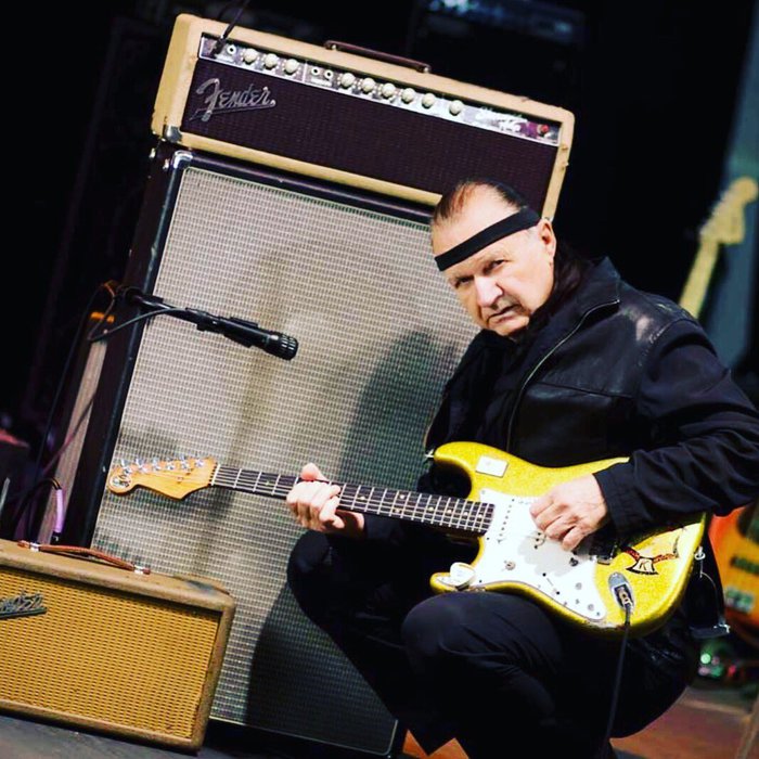 Dick Dale, il re della chitarra surf, è morto. Con Pulp Fiction la consacrazione definitiva