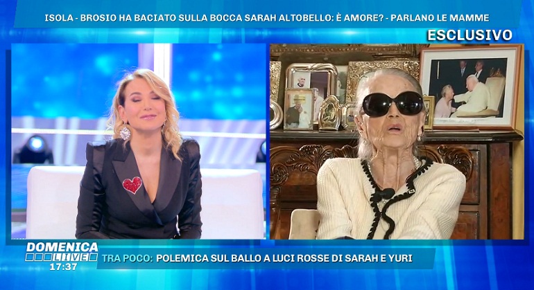 Domenica Live, la madre di Paolo Brosio: "Sarah Altobello? Bella ma mio figlio... ama la Madonna"