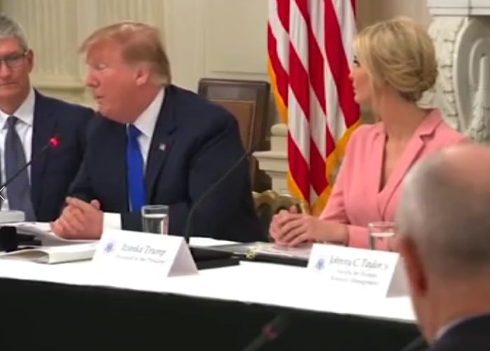 donald trump gaffe tim cook