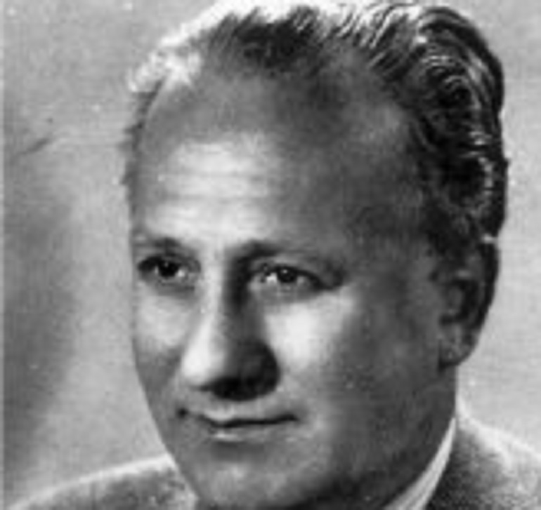 Lucca, imbrattato il cartello di piazza Erno Erbstein, fu l'allenatore del Grande Torino. Il sindaco: "Estrema destra strisciante" (foto Wikipedia)