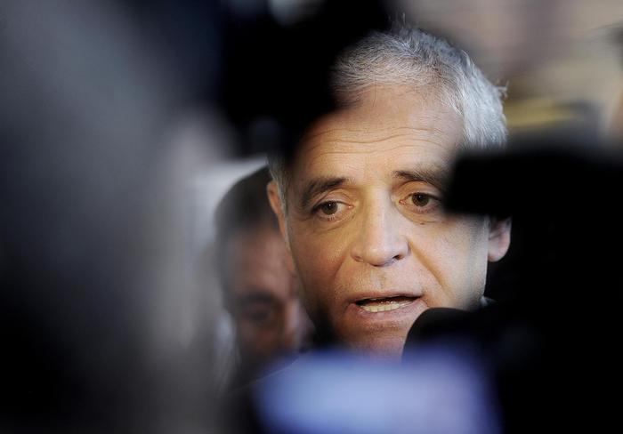 Formigoni deve scontare la pena in carcere o merita i domiciliari? La Corte d'Appello prende tempo