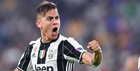 ItaliaSì, bus dirottato. Audio WhatsApp di Dybala per Rami: "Sei un eroe, voglio conoscerti"