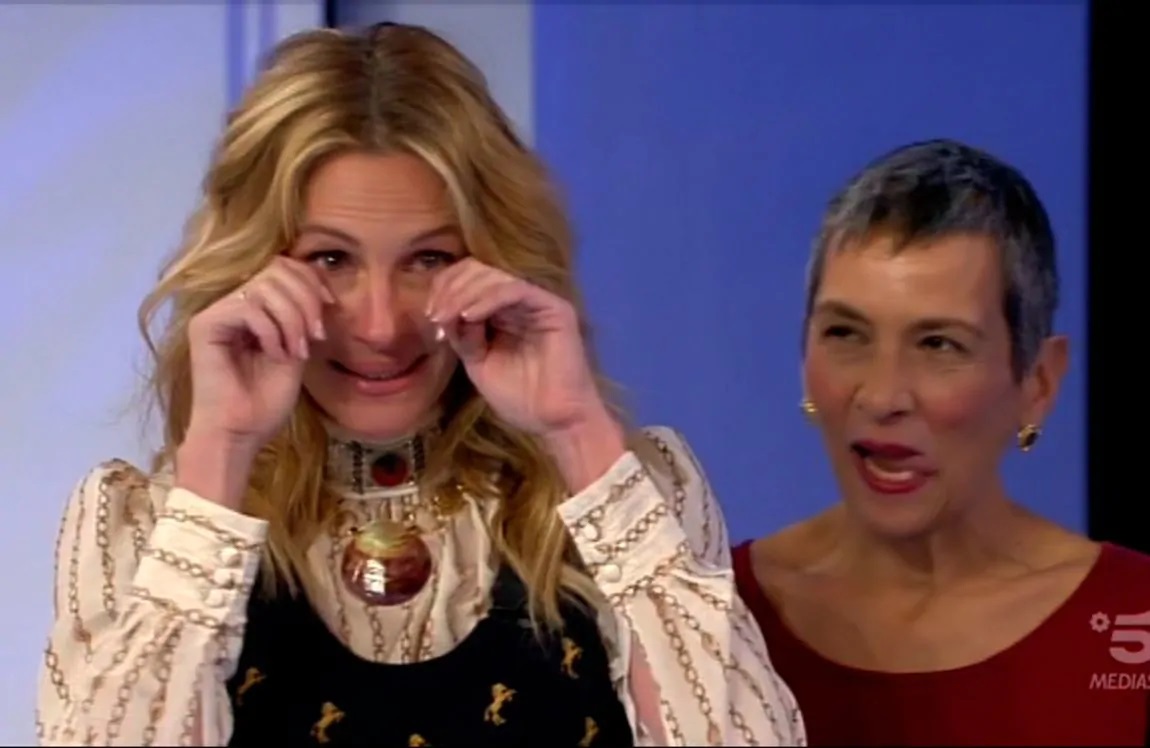 C'è Posta per Te, Julia Roberts si commuove in diretta