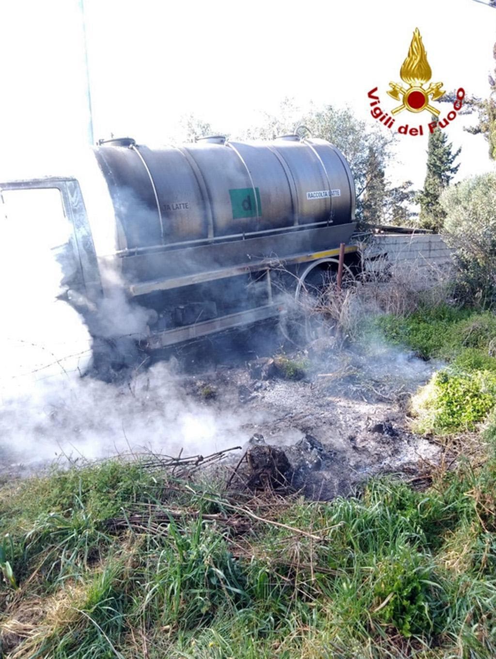irgoli nuoro autocisterna latte