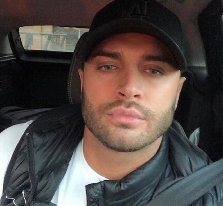 Mike Thalassitis trovato morto in un bosco. Era la stella del programma "Love Island" (foto Instagram)