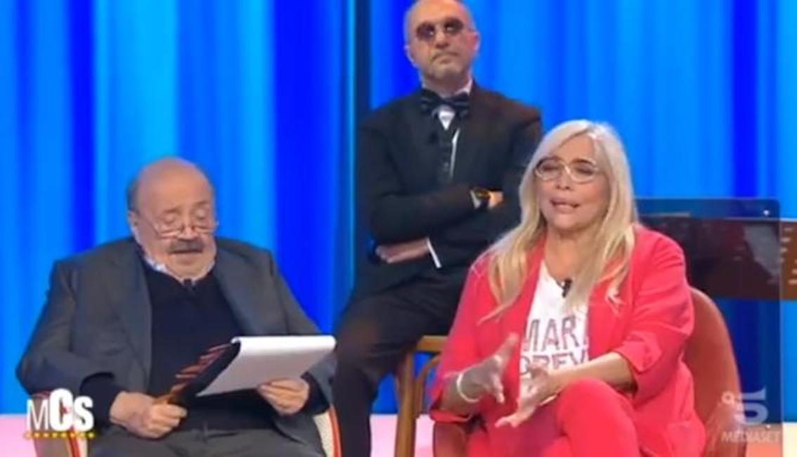 Mara Venier e il momento buio prima di Domenica In: "Mi allontanarono perché ero anziana"