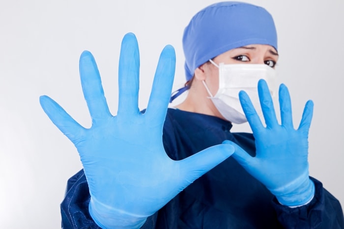 Medici a lezione di arti marziali per difendersi dai parenti dei malati