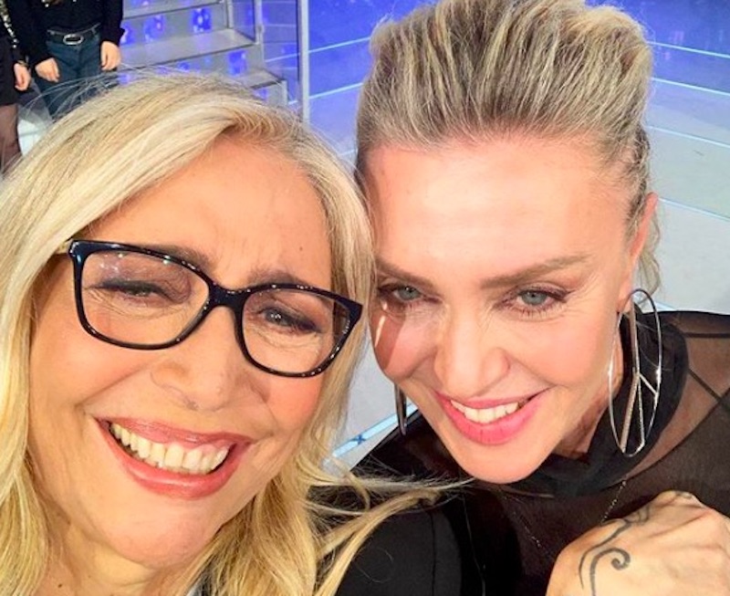 Domenica In, Paola Barale: "Raz Degan dopo l'Isola non l'ho più visto"