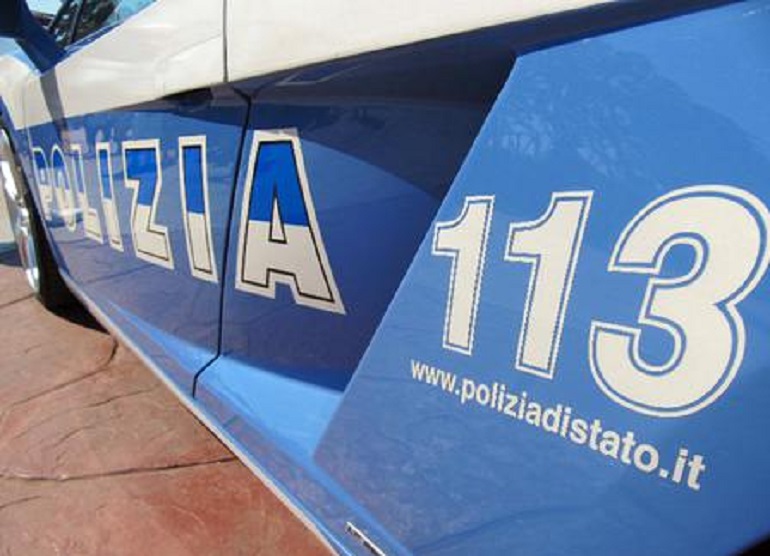 Prato, il DNA conferma: il figlio della prof è del suo alunno di 14 anni (foto d'archivio Ansa)