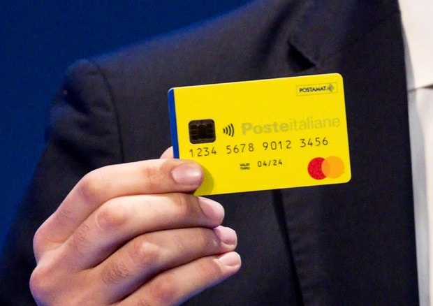 Reddito di cittadinanza, primi ricorsi da stranieri in arrivo. "Requisiti incostituzionali"