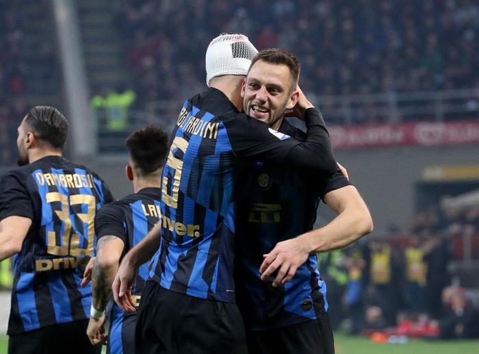 Inter, Stefan de Vrij non gioca mai contro la Lazio: anche questa volta salta la partita per infortunio
