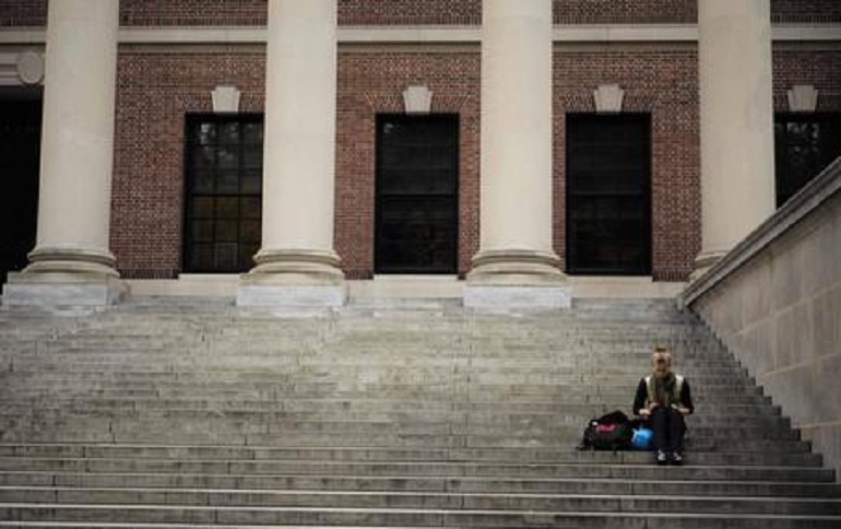 Università Usa nella bufera: 50 persone coinvolte nello scandalo tangenti per le ammissioni (foto Ansa)