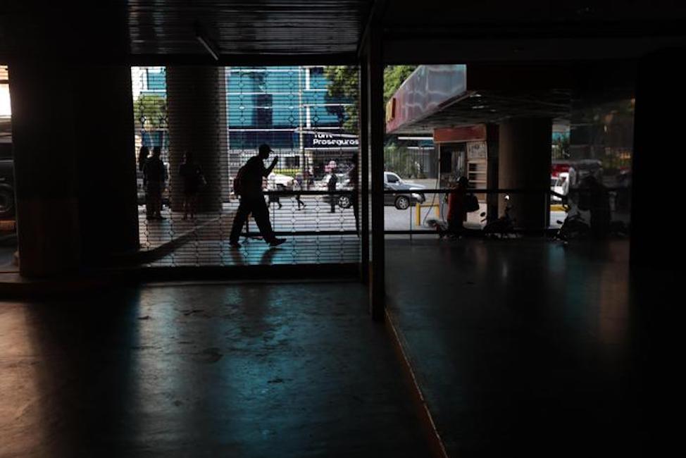 Venezuela, nuovo blackout: al buio Caracas e altri 10 Stati