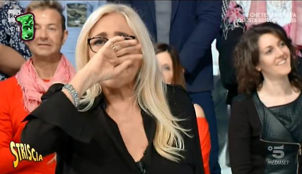 STRISCIA LA NOTIZIA PETO DOMENICA IN