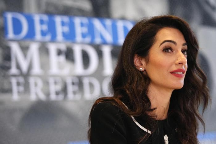 Amal Clooney al G7 dei ministri degli Esteri in Francia. E' l'inviata speciale Gb per la libertà di stampa