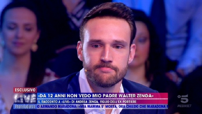 Live - Non è la d'Urso, Andrea Zenga: "Da 12 anni non vedo mio padre. E non ne sento la mancanza"