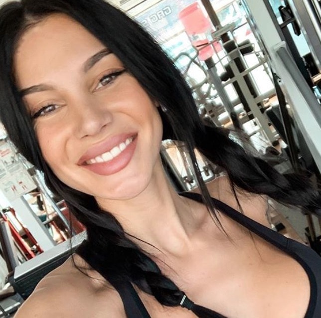 Grande Fratello, Audrey Chabloz confessa: "Lavorando come modella ho sofferto di bulimia"