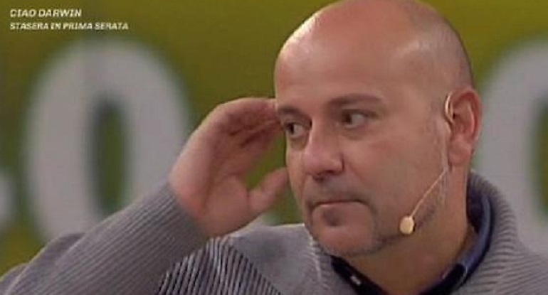 Avanti un Altro, Salvatore vince 140mila euro e poi... chiede alla fidanzata di sposarlo